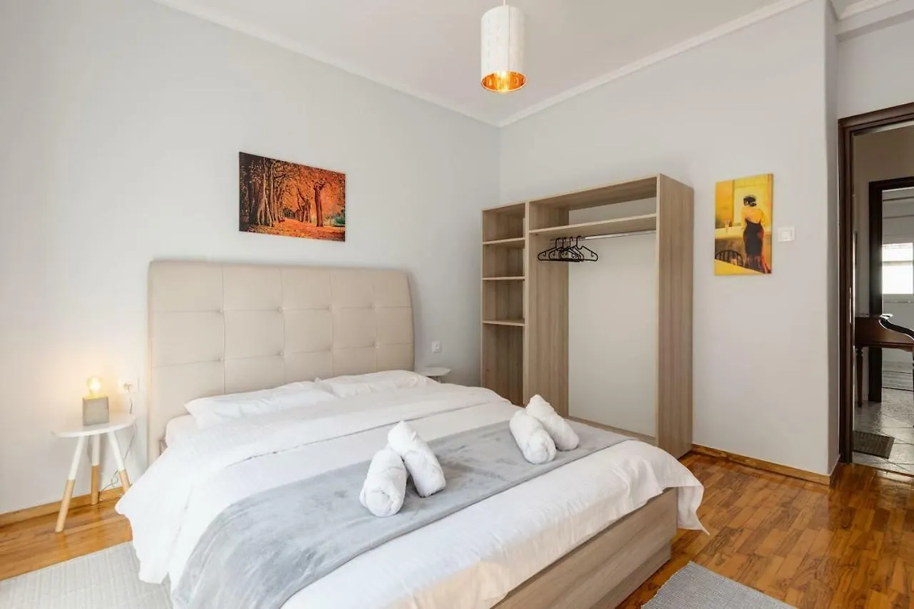 Upscale And Spacious 3Br Home Szaloniki Apartman